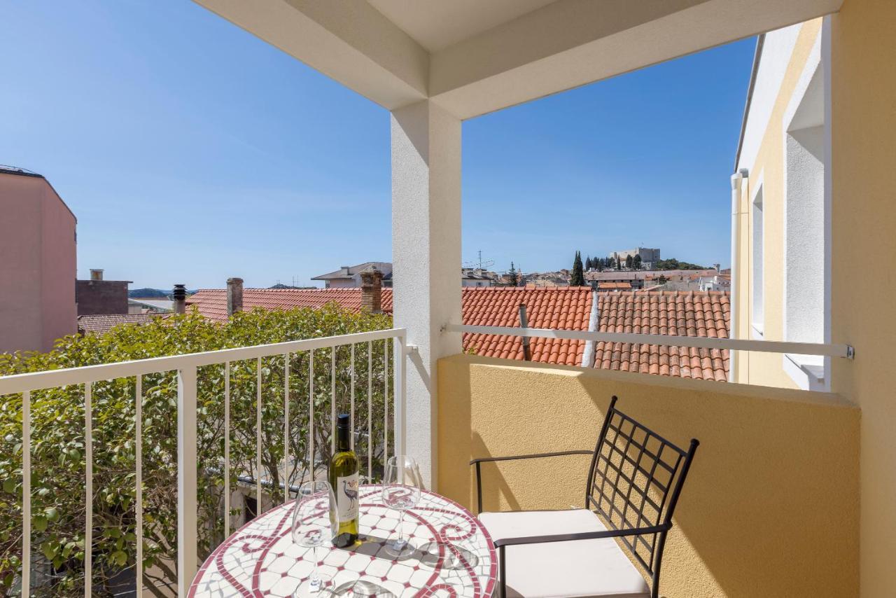 Porto Sereno Apartments شيبينيك المظهر الخارجي الصورة