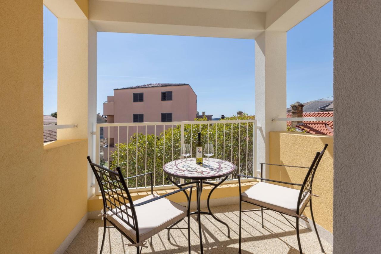 Porto Sereno Apartments شيبينيك المظهر الخارجي الصورة