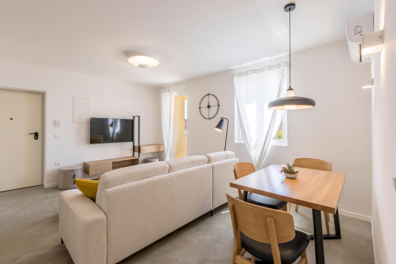Porto Sereno Apartments شيبينيك المظهر الخارجي الصورة