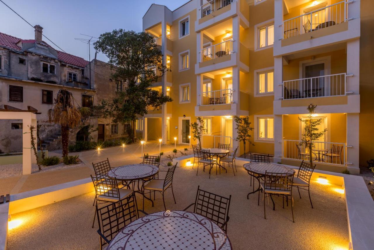 Porto Sereno Apartments شيبينيك المظهر الخارجي الصورة