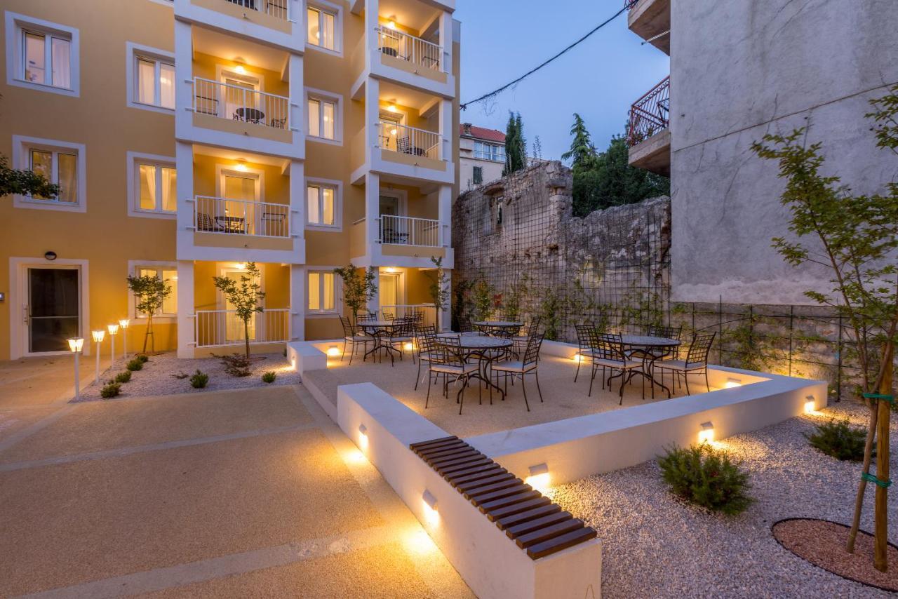 Porto Sereno Apartments شيبينيك المظهر الخارجي الصورة