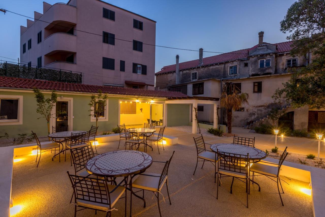 Porto Sereno Apartments شيبينيك المظهر الخارجي الصورة