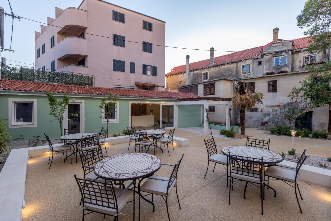 Porto Sereno Apartments شيبينيك المظهر الخارجي الصورة